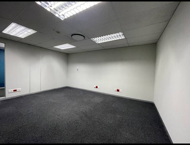 35M² OFFICE TO LET IN SANDTON CENTRAL